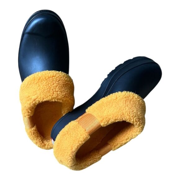 Hunter Cozy Yellow and Black Fleece-Lined Clogs - Picture 8 of 8